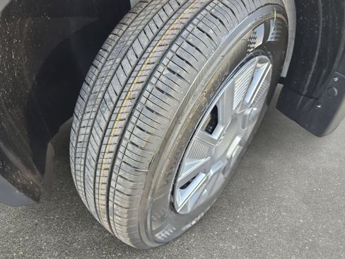 Used 2026 Nissan Kicks S FWD image 31