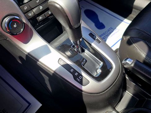 Used 2015 Chevrolet Cruze LT FWD image 20