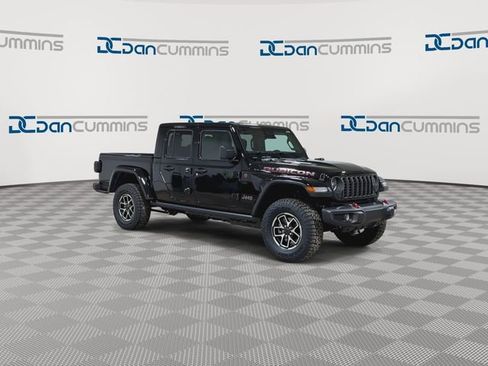 New 2026 Jeep Gladiator Rubicon AWD/4WD image 2