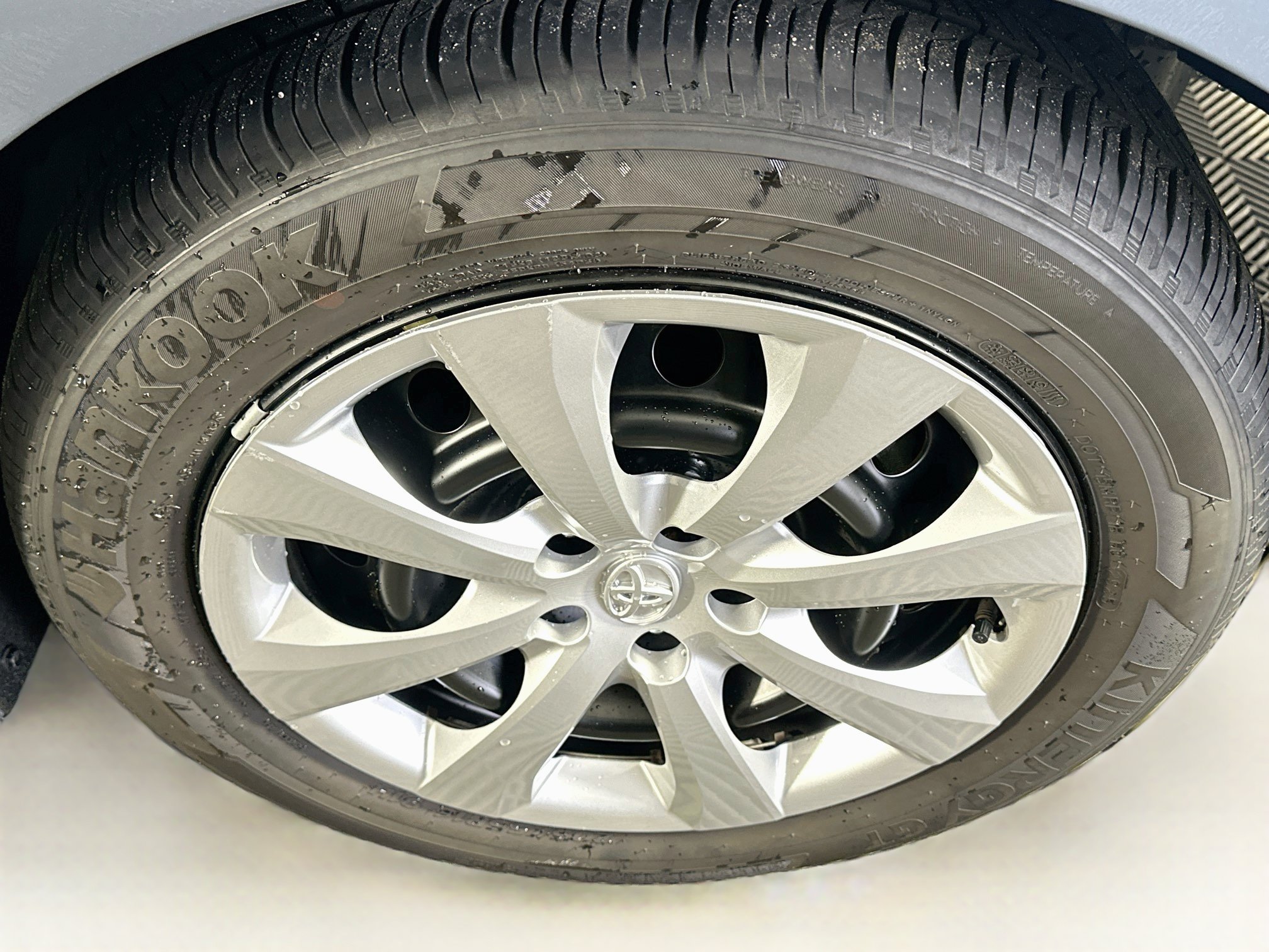 Used 2026 Toyota Corolla LE FWD image 11
