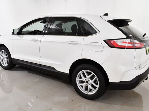 Used 2022 Ford Edge SEL w/ Convenience Package image 15