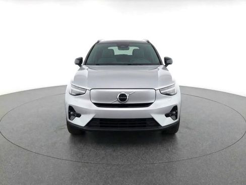 Used 2023 Volvo XC40 Recharge Ultimate w/ Protection Package Premier image 5