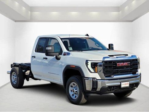 New 2026 GMC Sierra 3500 Pro w/ Convenience Package image 1