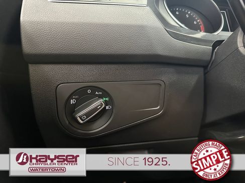 Used 2020 Volkswagen Tiguan SE R-Line AWD/4WD image 20