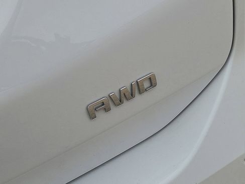 Used 2024 Chevrolet Equinox LS image 14