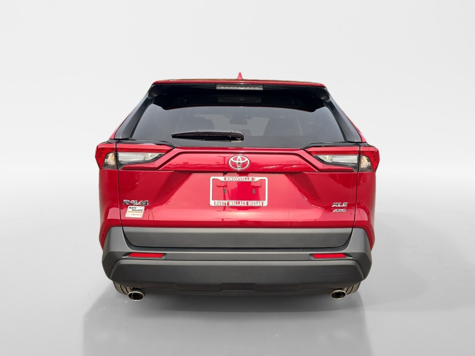 Used 2022 Toyota RAV4 XLE Premium AWD/4WD image 4