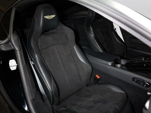 Used 2026 Aston Martin V8 Vantage Coupe RWD image 42