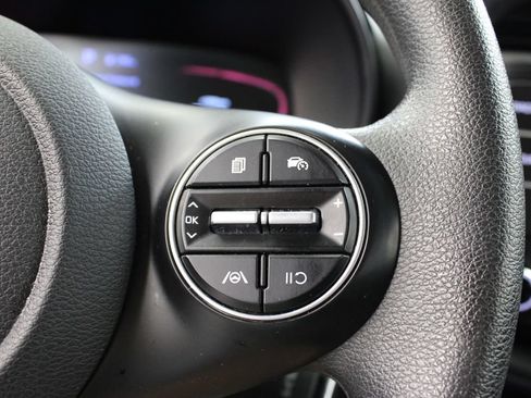 Used 2024 Kia Soul LX w/ Option Group 015 FWD image 24