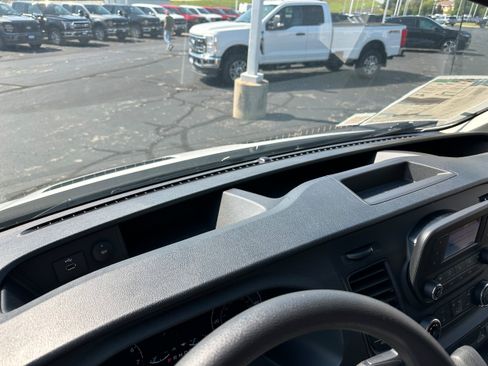 Used 2025 Ford Transit 150 Low Roof RWD image 22