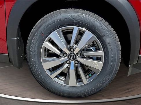 New 2026 Nissan Pathfinder SL image 12