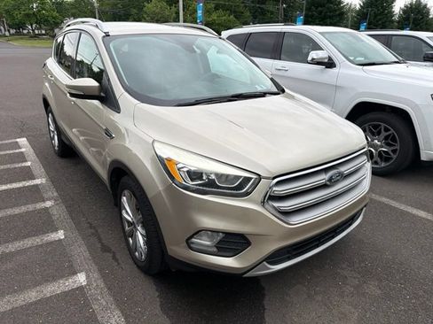 Used 2017 Ford Escape Titanium AWD/4WD image 15