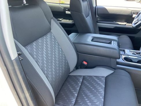 Used 2018 Toyota Tundra SR5 w/ SR5 Upgrade Package RWD image 21