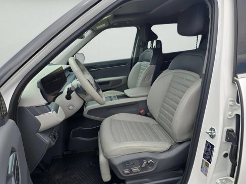 Used 2024 Kia EV9 Land AWD/4WD image 29