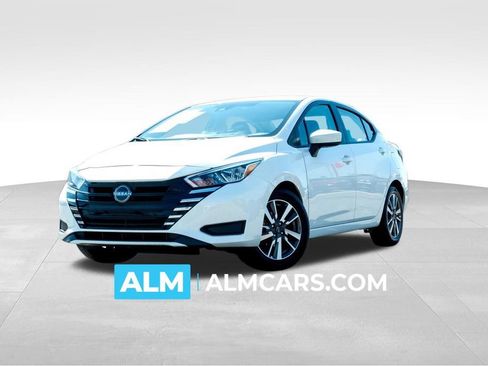 Used 2024 Nissan Versa SV image 1