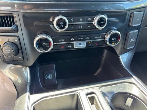 Used 2023 Ford F150 XLT AWD/4WD image 60