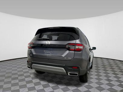 New 2025 Honda Pilot Touring