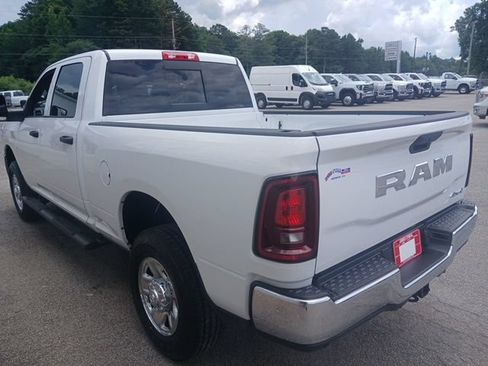 New 2026 RAM 2500 Tradesman AWD/4WD image 7
