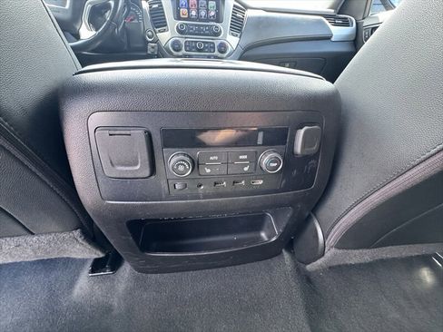 Used 2020 GMC Yukon XL SLT w/ Open Road Package AWD/4WD image 15