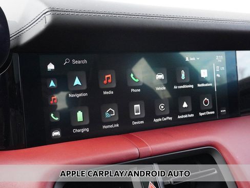 Used 2021 Porsche Taycan Turbo image 10