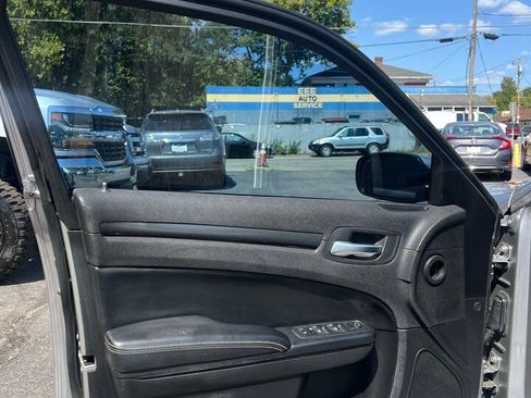 Used 2015 Chrysler 300 S RWD image 9