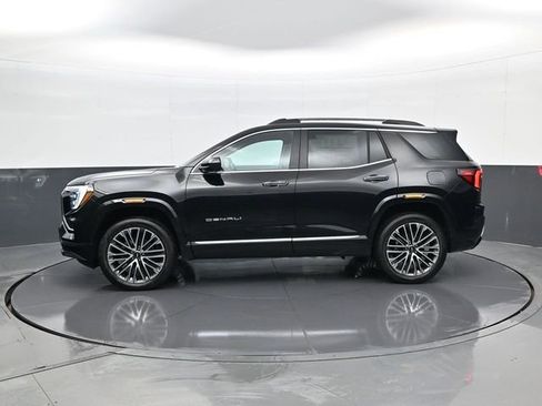 Used 2026 GMC Terrain Denali w/ LPO, Floor Liner Package image 8