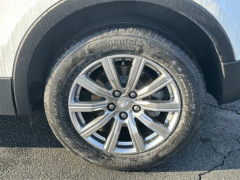 Used 2023 Cadillac XT4 Premium Luxury image 20
