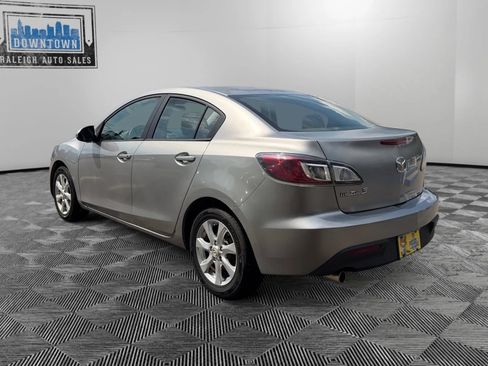 Used 2011 MAZDA MAZDA3 i Touring FWD image 7