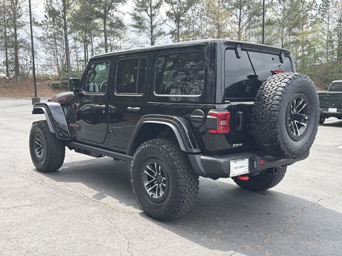 New 2026 Jeep Wrangler Unlimited Rubicon w/ Xtreme 35 Tire Package AWD/4WD image 6