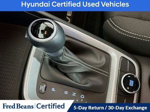 Certified 2023 Hyundai Venue SEL image 20