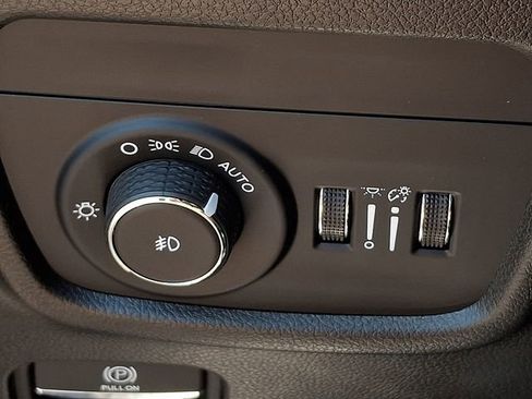 Used 2024 Jeep Grand Cherokee L Limited w/ Luxury Tech Group II AWD/4WD image 26