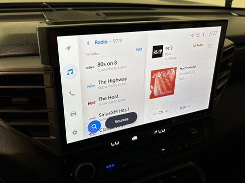 Used 2023 Toyota Tundra Limited image 24