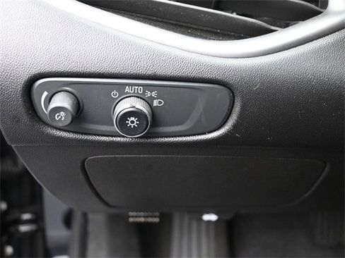 Used 2024 Chevrolet Malibu LT image 18