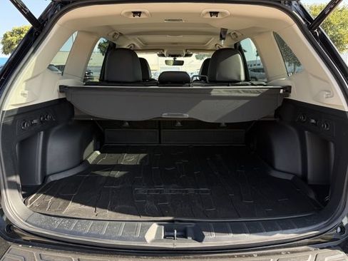 Used 2023 Subaru Forester Limited AWD/4WD image 31