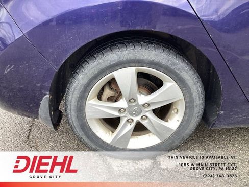 Used 2013 Hyundai Elantra GLS w/ Preferred Pkg FWD image 9