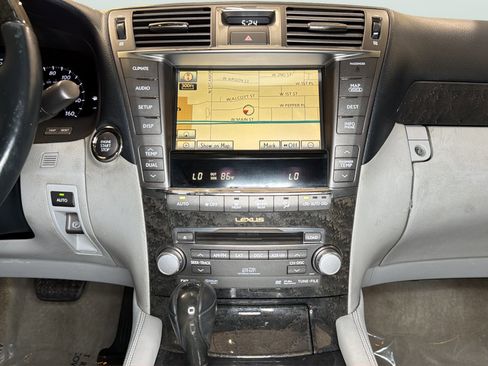 Used 2012 Lexus LS 460 w/ Luxury Value Edition RWD image 15