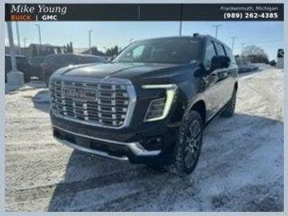 New 2026 GMC Yukon XL Denali w/ Sun & Power Step Package