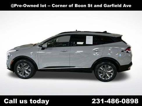 Used 2023 Kia Sportage SX image 2