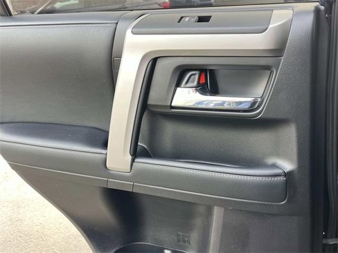 Used 2020 Toyota 4Runner 2WD image 18