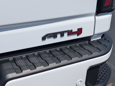 Used 2024 GMC Sierra 2500 AT4 w/ AT4 Premium Plus Package AWD/4WD image 23