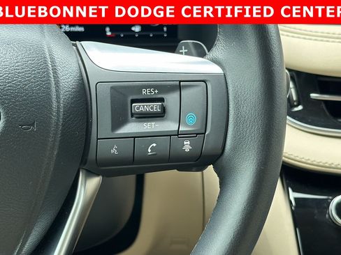 Used 2025 INFINITI QX60 Luxe w/ Vision Package FWD image 24
