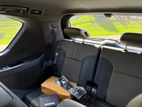 Certified 2025 Lexus LX 700h Overtrail AWD/4WD image 31