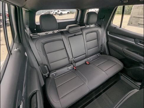 New 2027 GMC Terrain Elevation w/ Elevation Premium Package AWD/4WD image 14