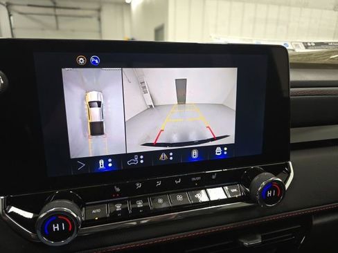 New 2026 Chevrolet Colorado Z71 w/ Technology Package image 15