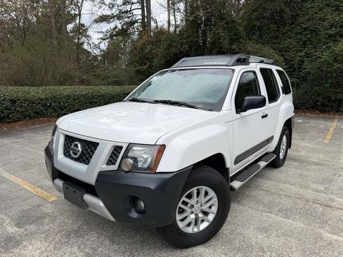 Used 2011 Nissan Xterra S w/ 4X4 Value Package image 2