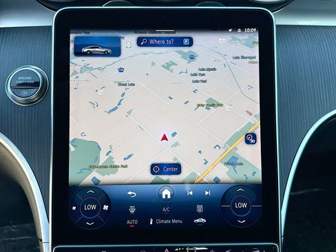 Used 2025 Mercedes-Benz CLE 300 CLE 300 w/ AMG Line image 32