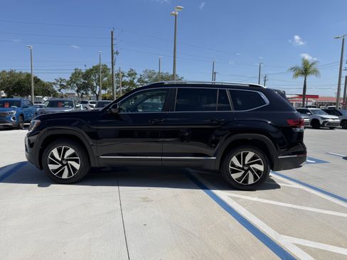 New 2026 Volkswagen Atlas SEL image 6