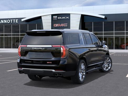 New 2026 GMC Yukon XL Denali w/ Denali Reserve Package image 4