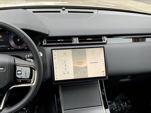 New 2026 Land Rover Range Rover Velar S image 8