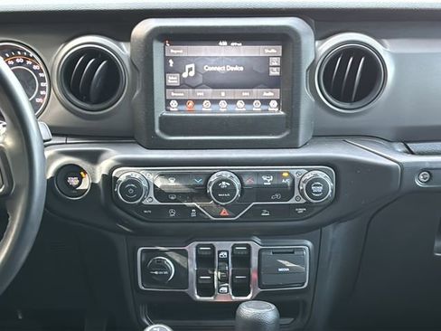 Certified 2022 Jeep Wrangler Unlimited Sport w/ Xtreme Recon 35" Tire Package image 19