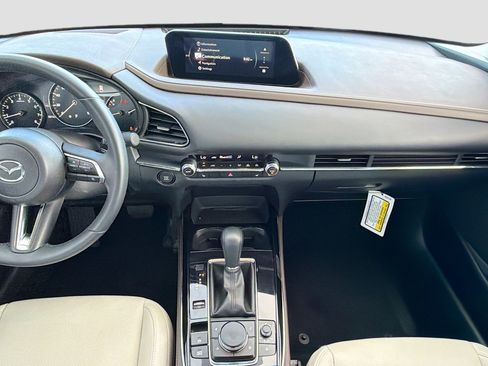 Used 2025 MAZDA CX-30 AWD 2.5 S w/ Premium Package image 19